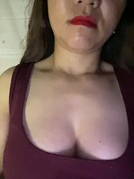 Snapshot of Diana-sexyy chatting on 06-16-26, 10:45 Diana-sexyy online show from 06-16-26, 10:45