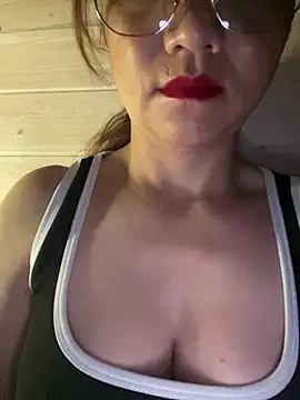 Snapshot of Diana-sexyy chatting on 07-17-26, 11:09 Diana-sexyy online show from 07-17-26, 11:09