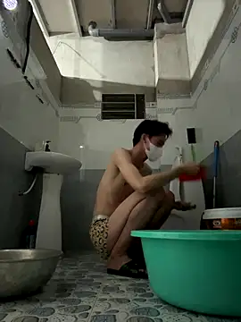 Snapshot of MEFUN- chatting on 11-23-25, 01:33 MEFUN- online show from 11-23-25, 01:33