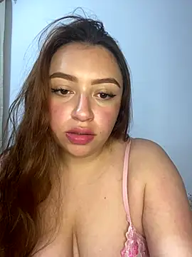 Snapshot of Veronika_7 chatting on 11-30-25, 05:33 Veronika 7 online show from 11-30-25, 05:33