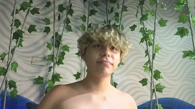 Snapshot of nathan_bell chatting on 11-21-25, 03:49 nathan bell online show from 11-21-25, 03:49