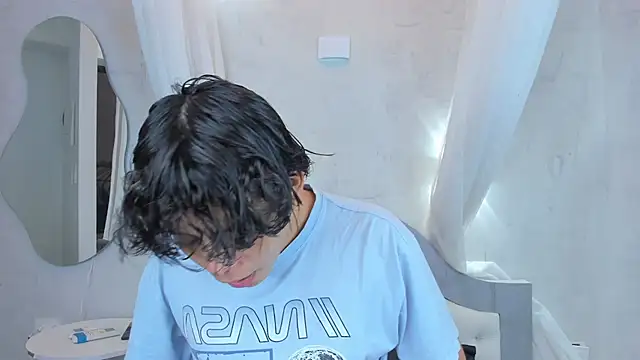 Snapshot of nathan_bell chatting on 12-03-25, 03:36 nathan bell online show from 12-03-25, 03:36