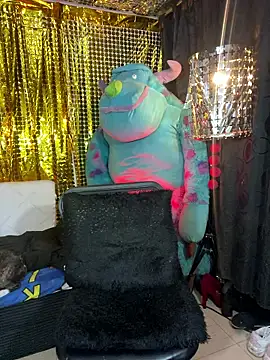 Snapshot of PAULAWIMD chatting on 02-04-26, 03:34 PAULAWIMD online show from 02-04-26, 03:34