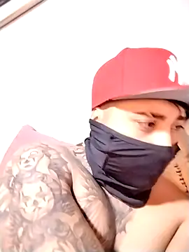 Snapshot of Matiascolageno chatting on 11-18-25, 05:56 Matiascolageno online show from 11-18-25, 05:56