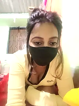 Snapshot of Rashmita-2 chatting on 12-19-25, 04:36 Rashmita-2 online show from 12-19-25, 04:36