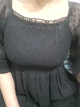 Snapshot of Asha_devi90 chatting on 11-28-25, 05:54 Asha devi90 online show from 11-28-25, 05:54