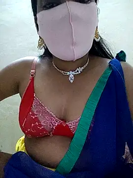 Snapshot of mahalaxmi_teluguammai chatting on 11-17-25, 06:35 mahalaxmi teluguammai online show from 11-17-25, 06:35