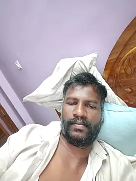 Snapshot of Paramkeerthi chatting on 07-17-26, 05:18 Paramkeerthi online show from 07-17-26, 05:18