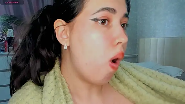 Snapshot of Diara_1an chatting on 04-28-26, 04:39 Diara 1an online show from 04-28-26, 04:39