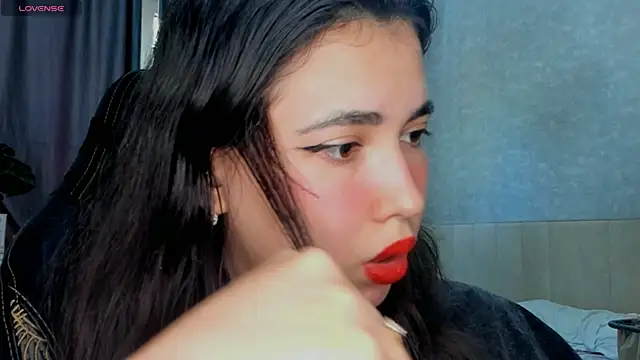Snapshot of Diara_1an chatting on 05-06-26, 04:08 Diara 1an online show from 05-06-26, 04:08
