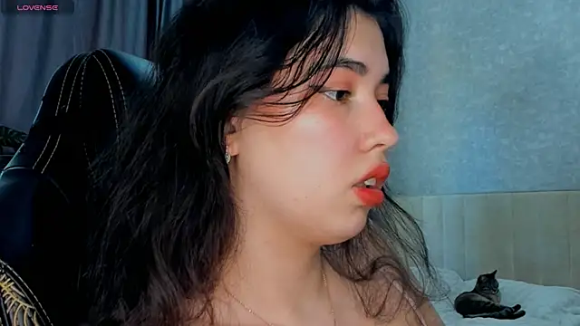 Snapshot of Diara_1an chatting on 05-15-26, 04:08 Diara 1an online show from 05-15-26, 04:08