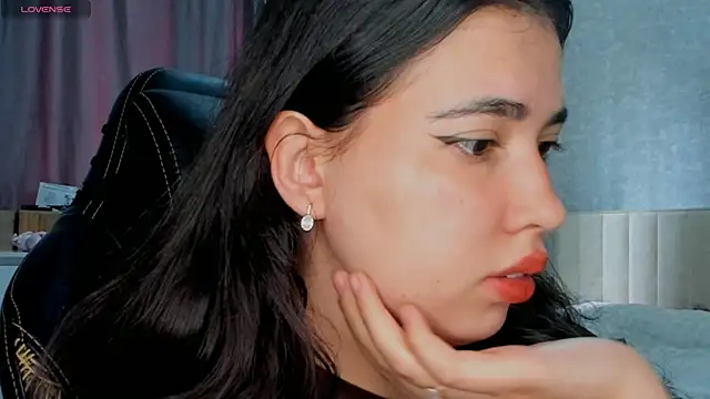 Snapshot of Diara_1an chatting on 05-23-26, 06:51 Diara 1an online show from 05-23-26, 06:51