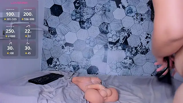 Dana Scully online show from 11-15-25, 01:18