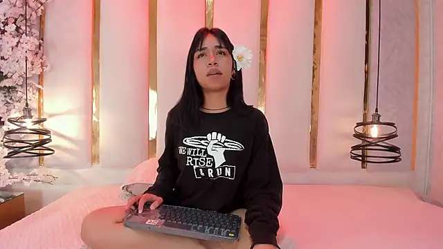 Snapshot of Dojameow1 chatting on 12-05-25, 02:03 Dojameow1 online show from 12-05-25, 02:03