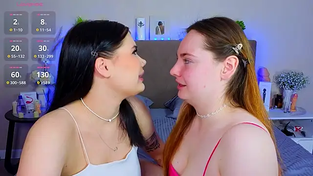 Dina Mary online show from 11-15-25, 03:15