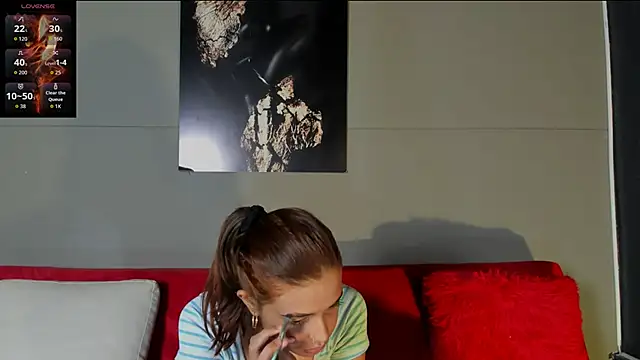 nicolvibes 212 online show from 04-19-26, 08:22