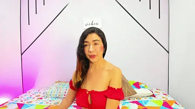 Snapshot of VictoriaRouge_ chatting on 11-20-25, 12:38 VictoriaRouge online show from 11-20-25, 12:38