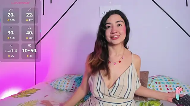 Snapshot of VictoriaRouge_ chatting on 11-23-25, 01:22 VictoriaRouge online show from 11-23-25, 01:22