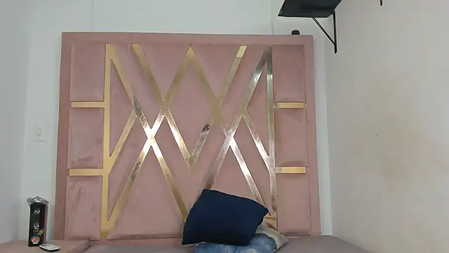 Snapshot of Kymasm chatting on 01-13-26, 12:54 Kymasm online show from 01-13-26, 12:54