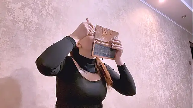 EveCrotts online show from 11-15-25, 12:23