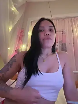 Snapshot of sweetrosegirlxoxo chatting on 11-30-25, 03:27 sweetrosegirlxoxo online show from 11-30-25, 03:27