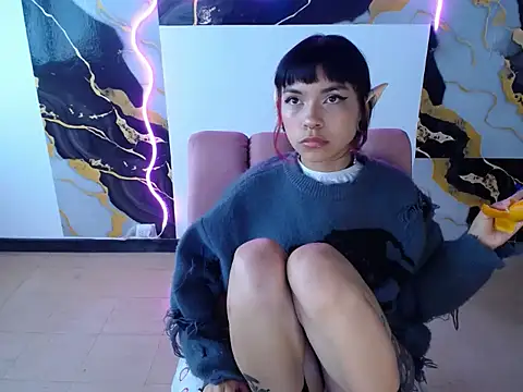 Snapshot of Lily_Sex chatting on 11-27-25, 11:56 Lily Sex online show from 11-27-25, 11:56