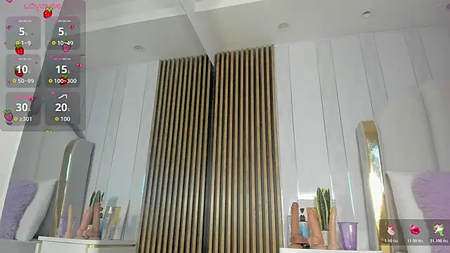 roxyflame  online show from 07-21-26, 11:34