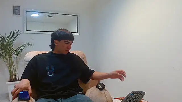 Tommy160920 online show from 12-15-25, 12:53