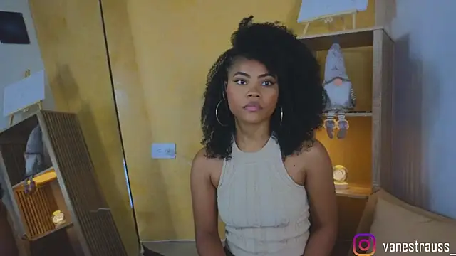 Snapshot of vanestraus chatting on 11-26-25, 08:32 vanestraus online show from 11-26-25, 08:32