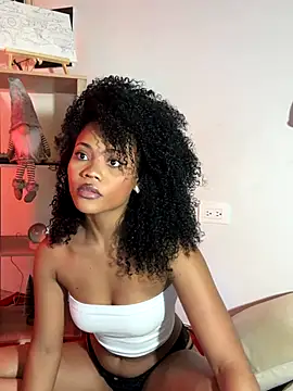 Snapshot of vanestraus chatting on 12-05-25, 08:27 vanestraus online show from 12-05-25, 08:27