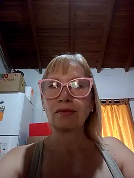 SexyMilf1211 online show from 03-27-26, 03:45