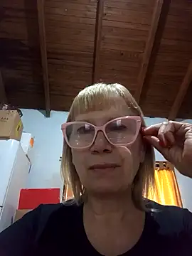 SexyMilf1211 online show from 04-04-26, 01:30