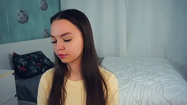 NanMccoid online show from 11-30-25, 06:28