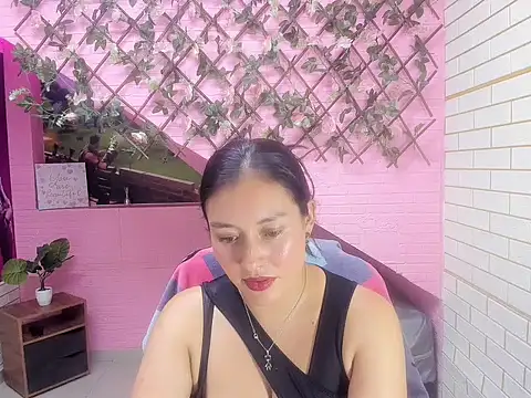 maurakloss303av online show from 12-20-25, 08:27