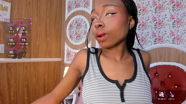 Snapshot of Midnight_Bluee chatting on 11-19-25, 12:27 Midnight Bluee online show from 11-19-25, 12:27