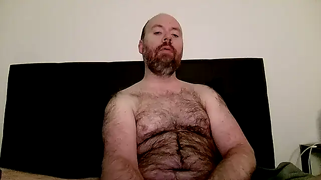 Snapshot of sbeast69 chatting on 11-18-25, 05:12 sbeast69 online show from 11-18-25, 05:12