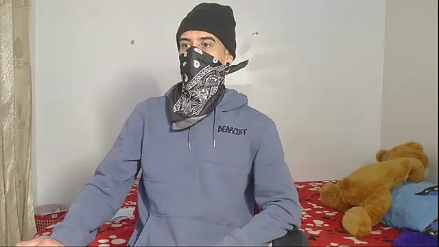 Snapshot of kilyan_wow chatting on 11-29-25, 04:59 kilyan wow online show from 11-29-25, 04:59