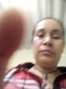 Snapshot of LilyMature_x chatting on 12-03-25, 05:55 LilyMature x online show from 12-03-25, 05:55