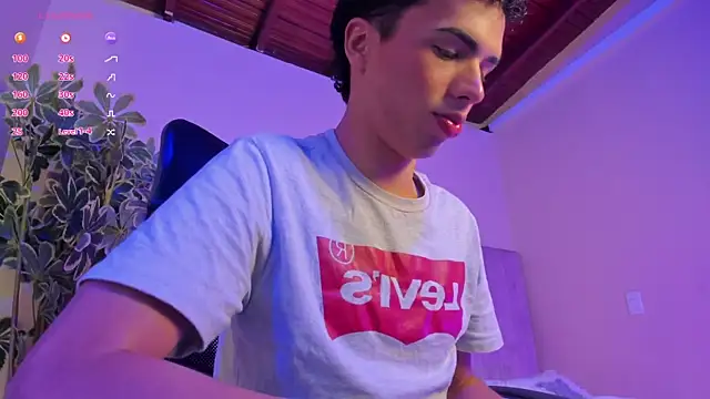 Seab trooy online show from 11-26-25, 04:35