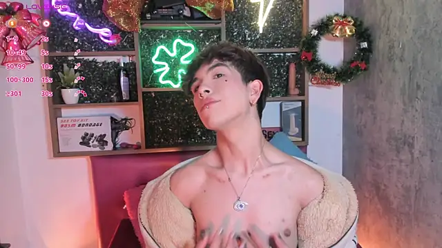 Snapshot of Angeldust19 chatting on 12-15-25, 07:45 Angeldust19 online show from 12-15-25, 07:45