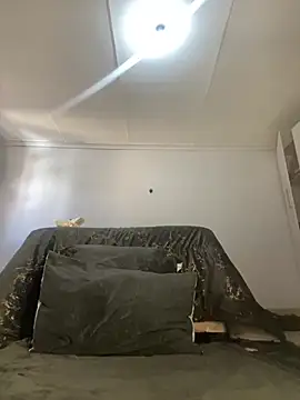 Snapshot of Busty-Sweetheart chatting on 11-24-25, 12:05 Busty-Sweetheart online show from 11-24-25, 12:05