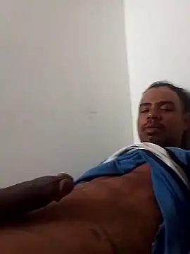 Snapshot of morenoosafado18cm chatting on 11-20-25, 02:39 morenoosafado18cm online show from 11-20-25, 02:39