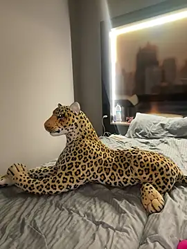 Hannah-2007 online show from 04-16-26, 04:19