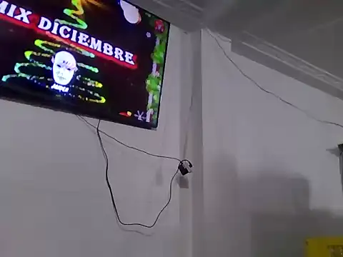 Snapshot of marcelaxxxl chatting on 11-14-25, 01:37 marcelaxxxl online show from 11-14-25, 01:37