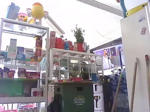 Snapshot of marcelaxxxl chatting on 12-17-25, 02:45 marcelaxxxl online show from 12-17-25, 02:45