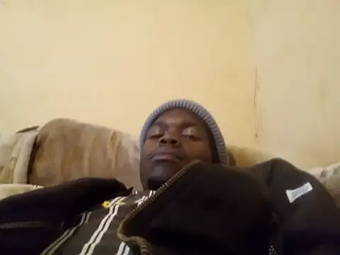 Snapshot of ZucCocDope11 chatting on 05-18-26, 09:59 ZucCocDope11 online show from 05-18-26, 09:59