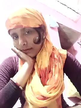 Snapshot of Pirvesh_singh chatting on 12-14-25, 05:46 Pirvesh singh online show from 12-14-25, 05:46