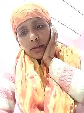 Snapshot of Pirvesh_singh chatting on 12-14-25, 06:01 Pirvesh singh online show from 12-14-25, 06:01