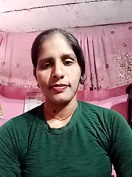 Snapshot of Pirvesh_singh chatting on 02-26-26, 05:28 Pirvesh singh online show from 02-26-26, 05:28