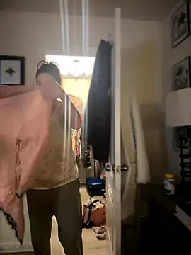 Snapshot of Ayybaebay chatting on 11-20-25, 06:02 Ayybaebay online show from 11-20-25, 06:02